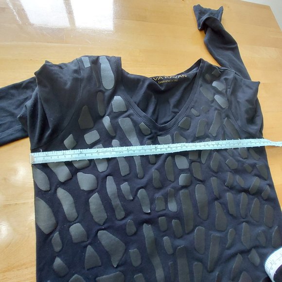 Eva Kayan Faux Leather Animal Print Long Sleeve Top (EU-40,US-30,M) - Picture 9 of 11